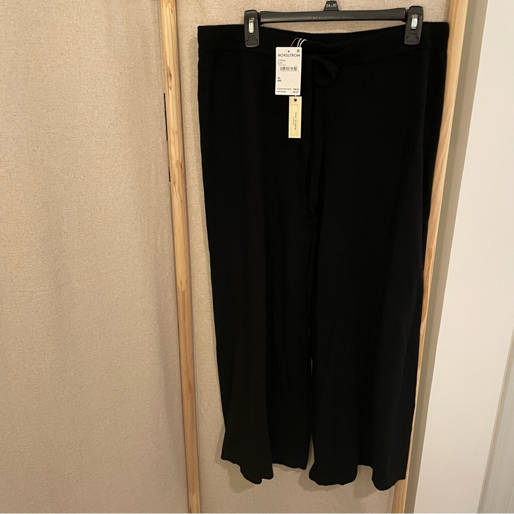 Max Studio Women’s Elastic Waist Pants